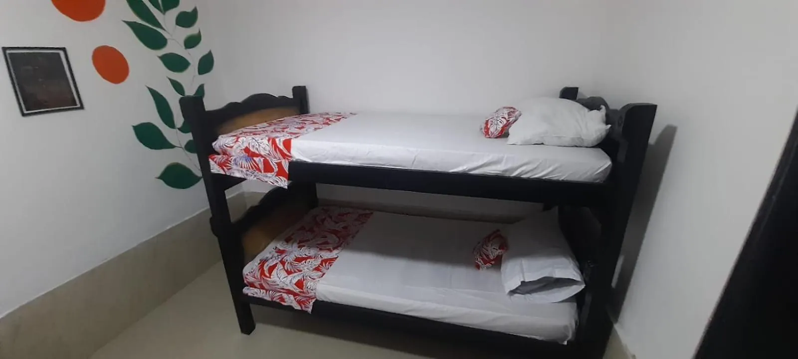 Hotel apartamentowy Caribe Sunshine Gold Hostel 1 Habitacion Gaira